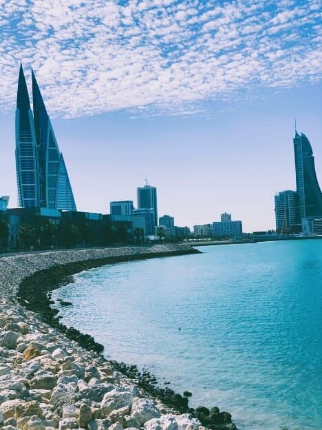 رحلات إلى المنامة