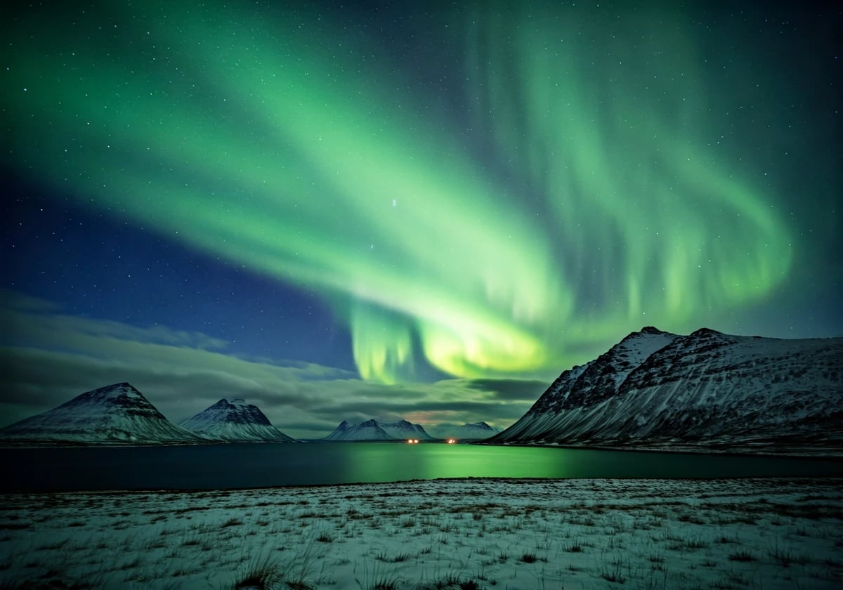 بحر الشفق الشمالي (Northern Lights Viewing)